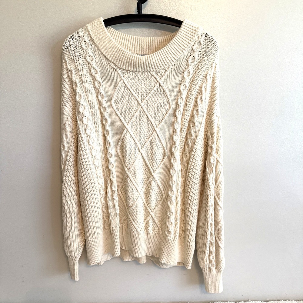 Universal Threads Womens Y2K Cable Knit Sweater Size XL Cream Pullover Classic